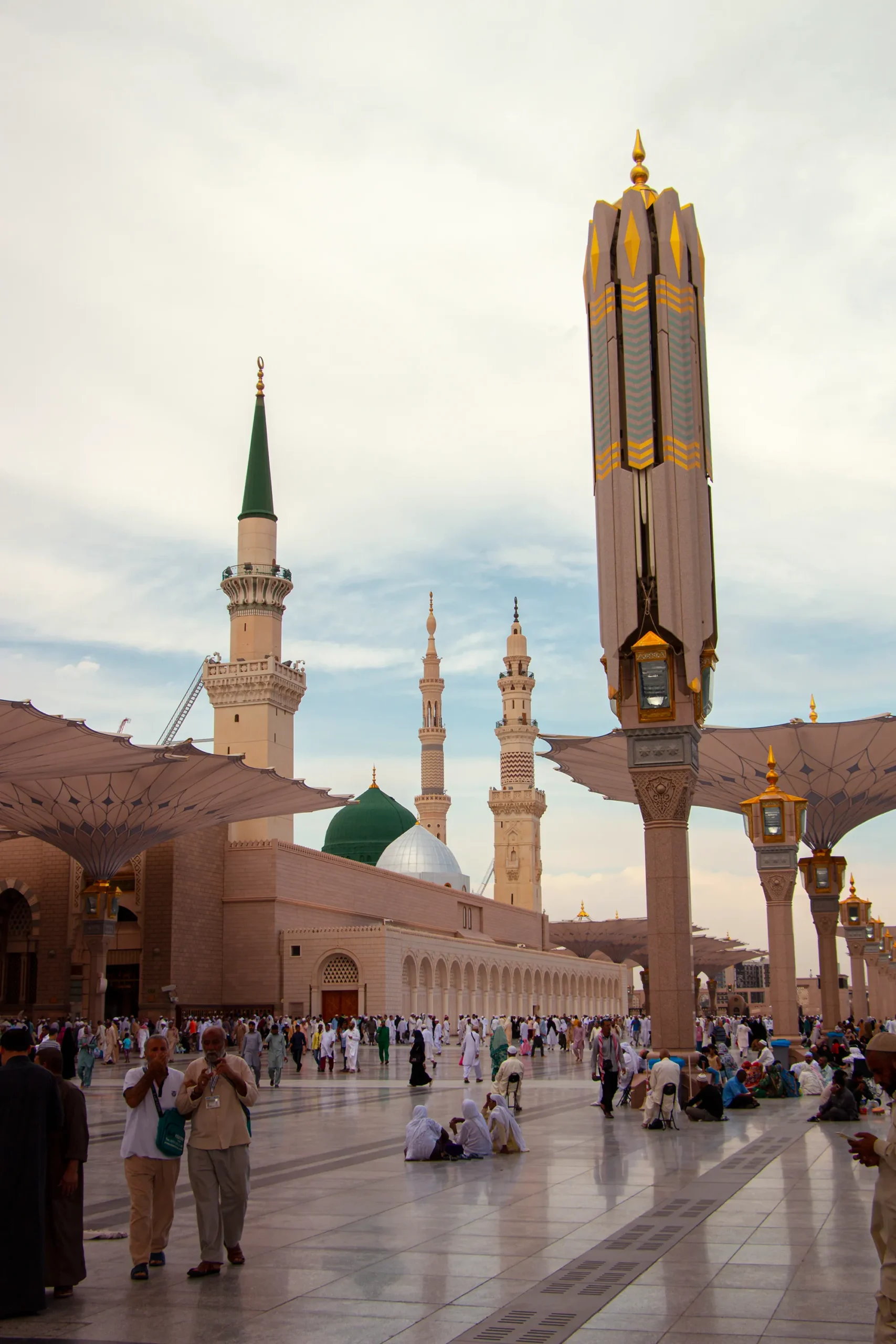 medine arabie saoudite 11 mai 2017 la mosquee du prophete mahomet al masjid al nabawi scaled